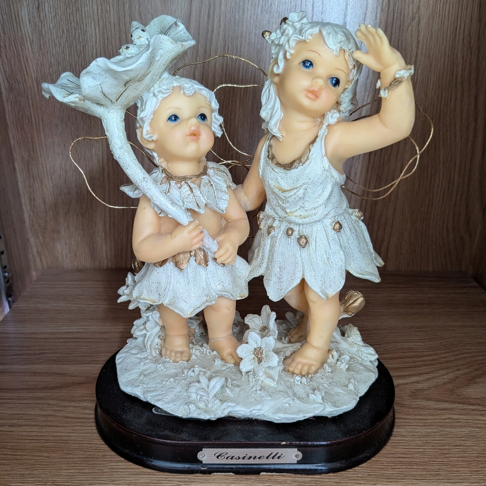 Casinelli figurine